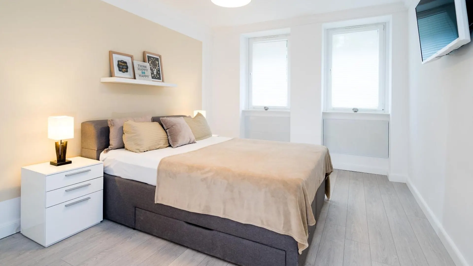 The Lachmann Vh, 2Br One Living Room Up To 7 People Berlin Germany