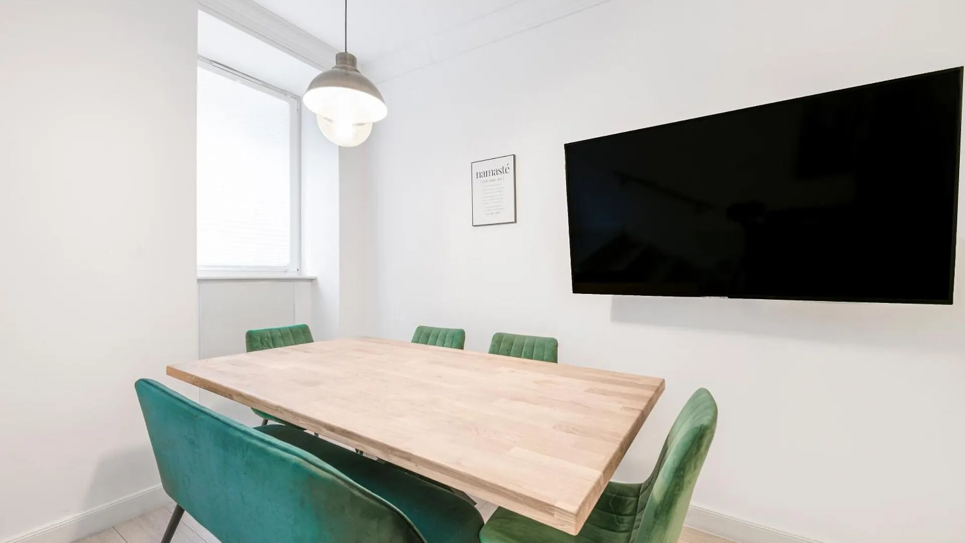 The Lachmann Vh, 2Br One Living Room Up To 7 People Berlin